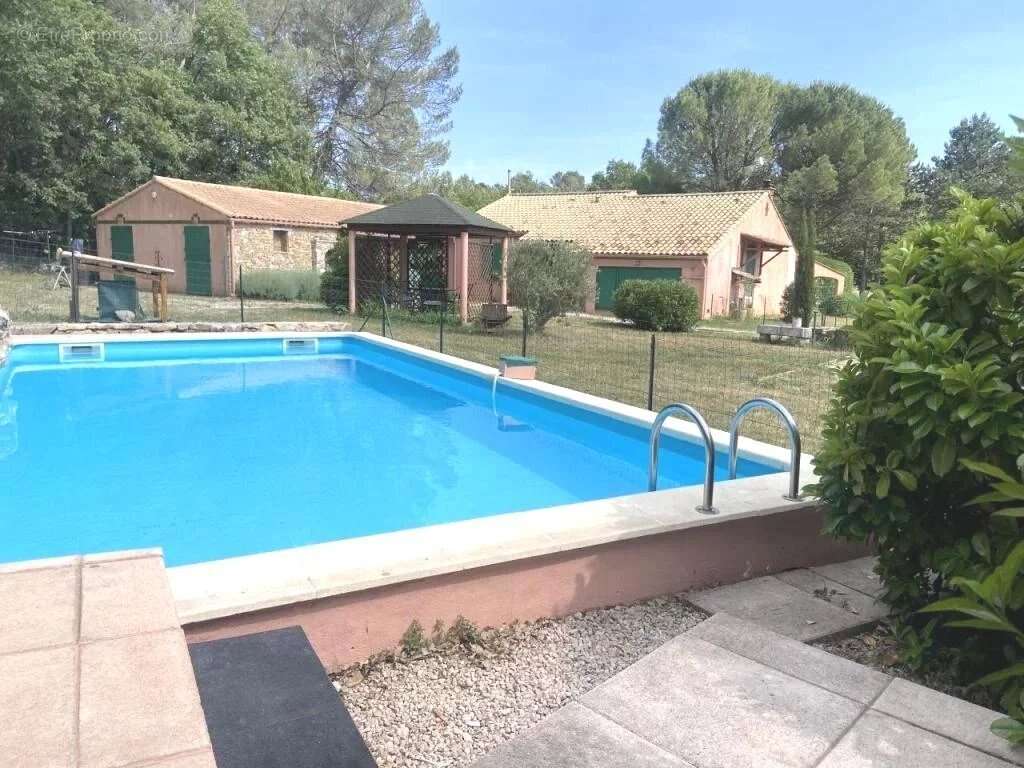 Maison à TOURVES