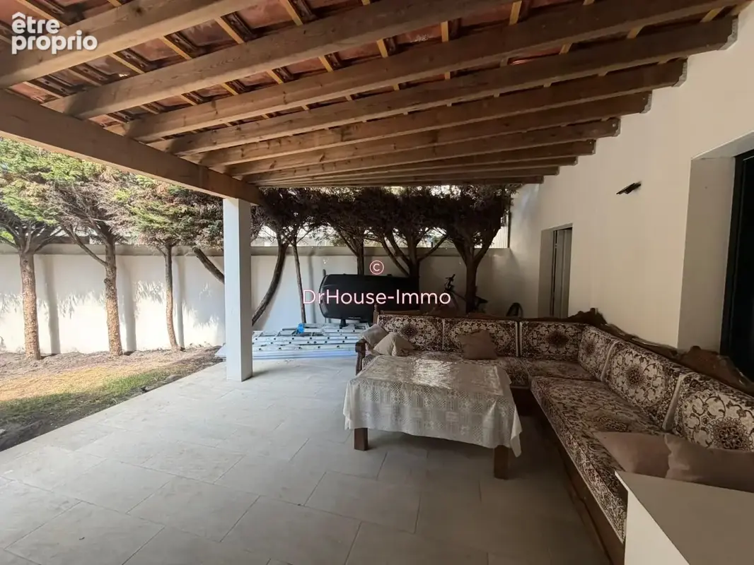 Maison 6 pièces 172 m² à vendre à Pessac (33600) - photo 2