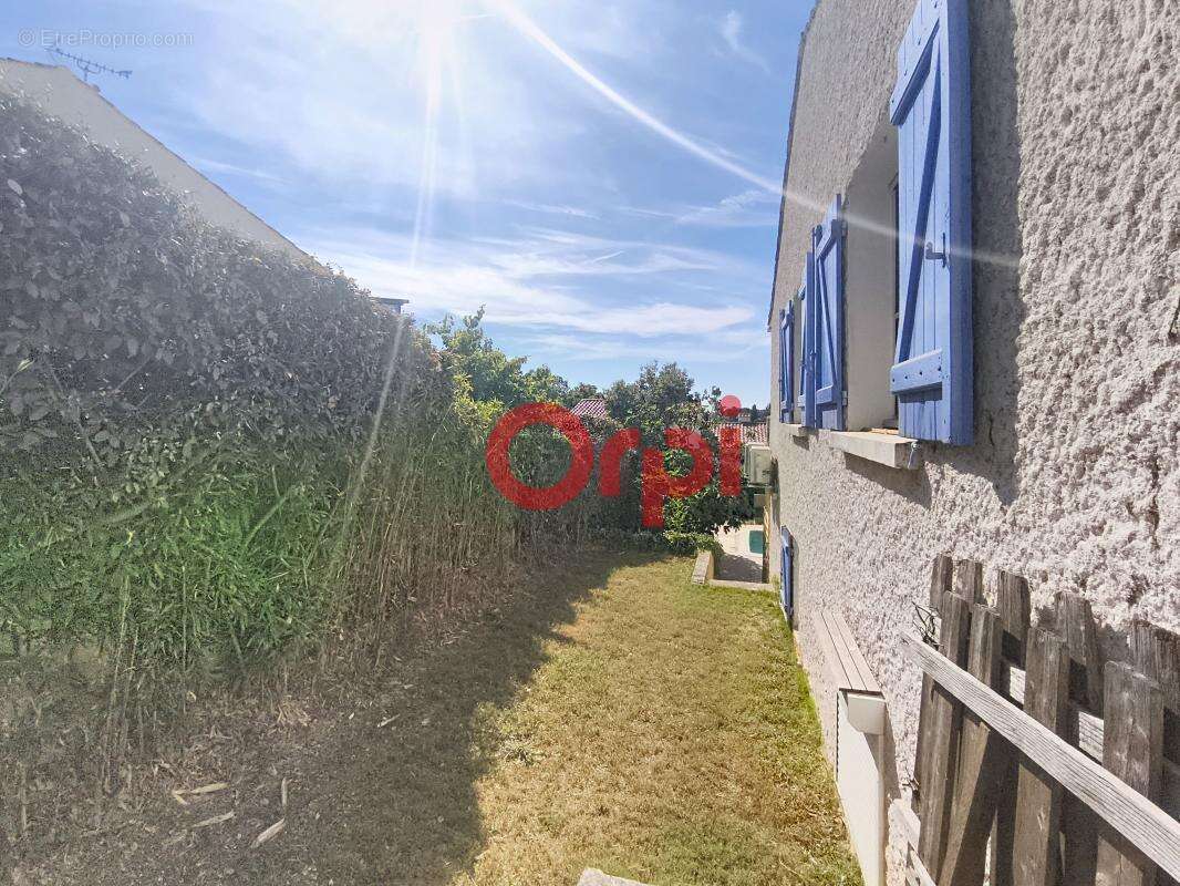 Maison à SIX-FOURS-LES-PLAGES