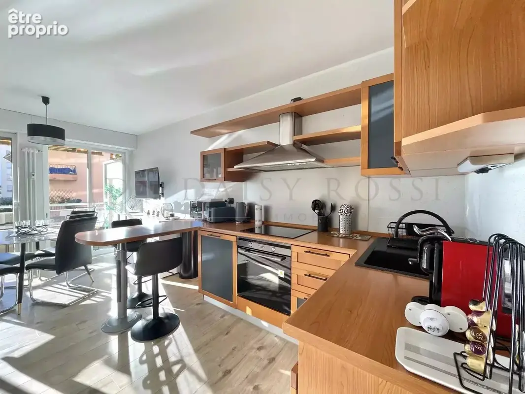 Appartement à ROQUEBRUNE-CAP-MARTIN