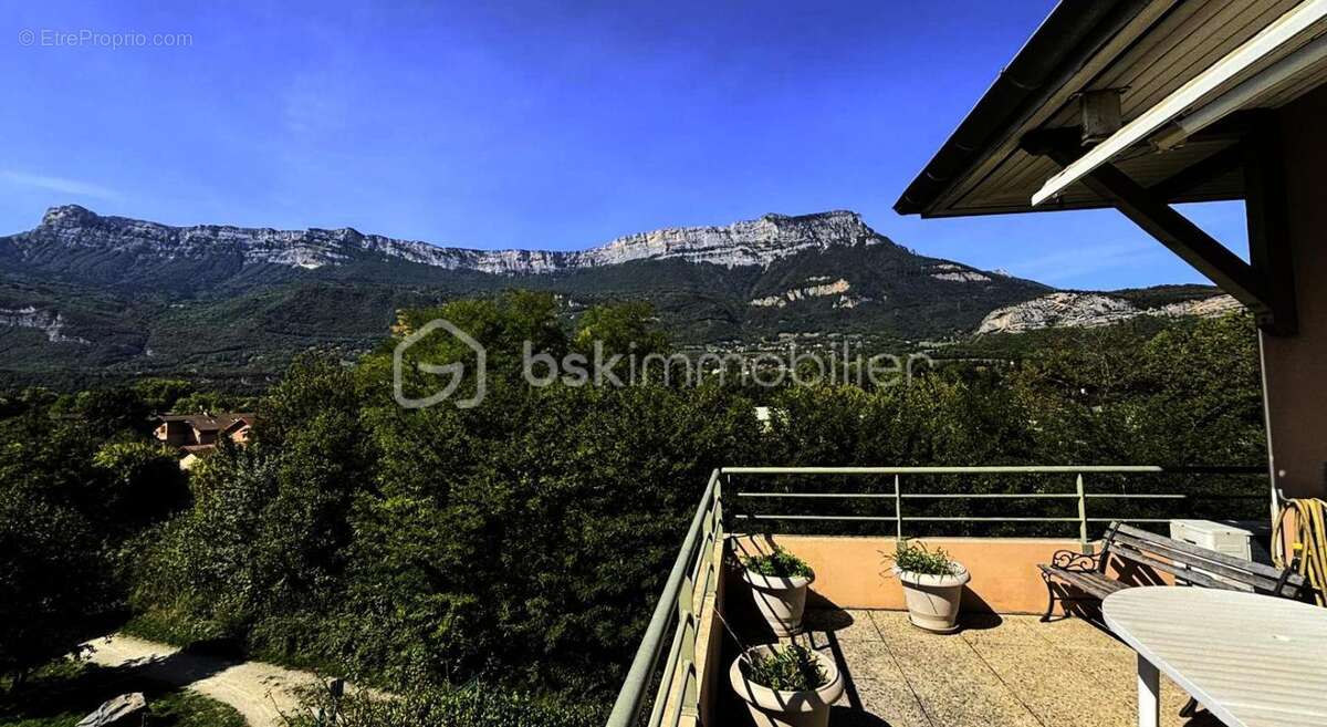 Appartement à CLAIX