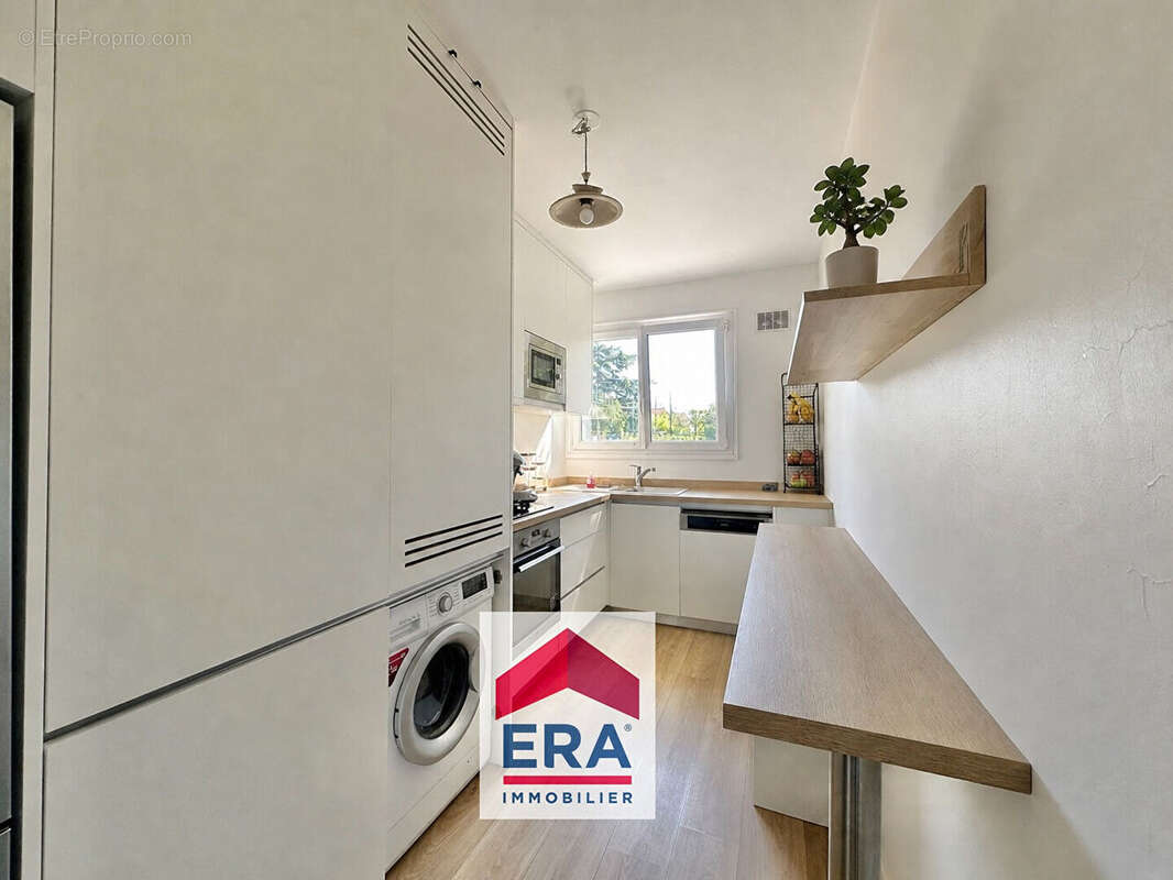 Appartement à SARTROUVILLE