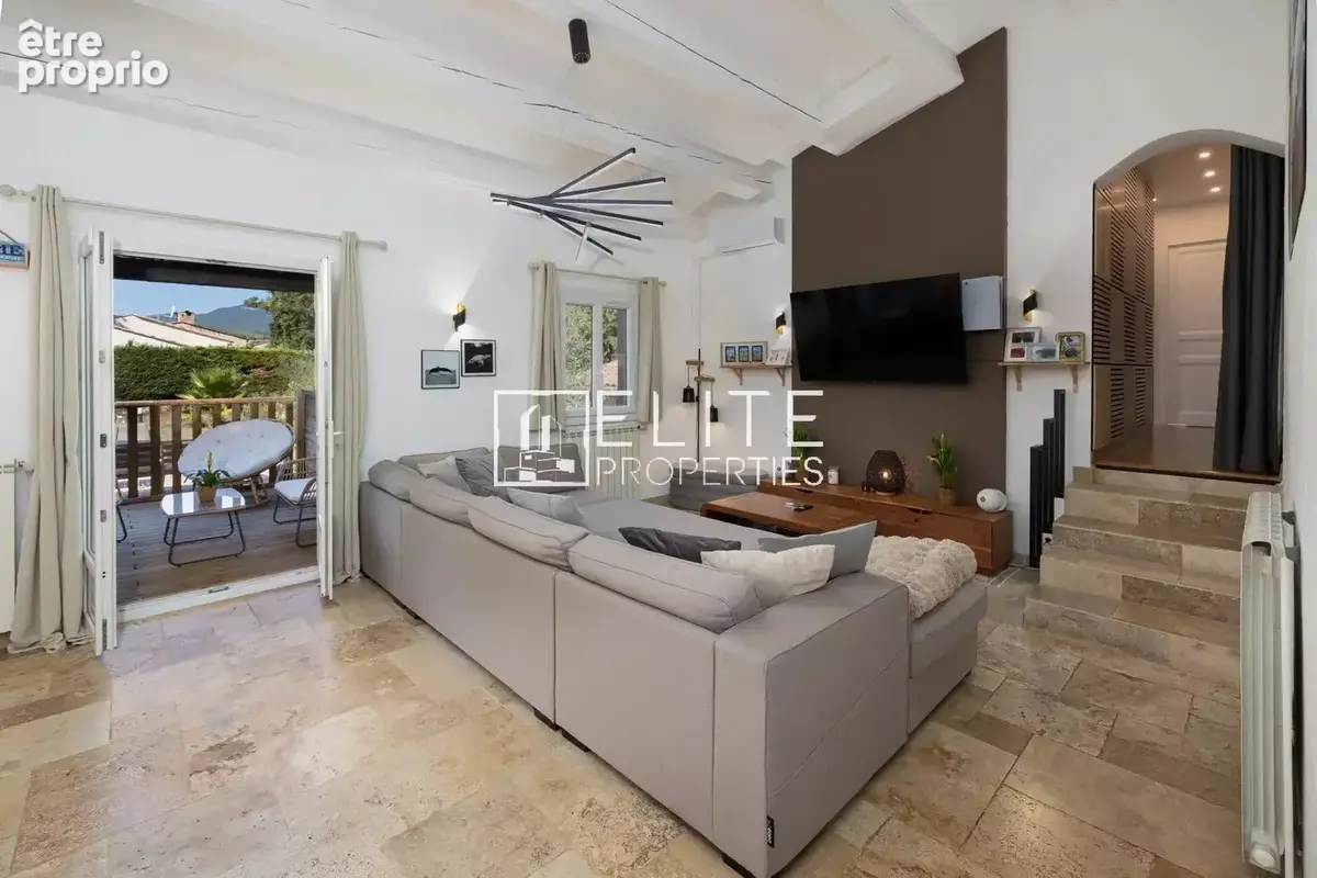 Fayence – villa 175 m² – terrain 1215m² – piscine – dépendance (50m2) - photo 5