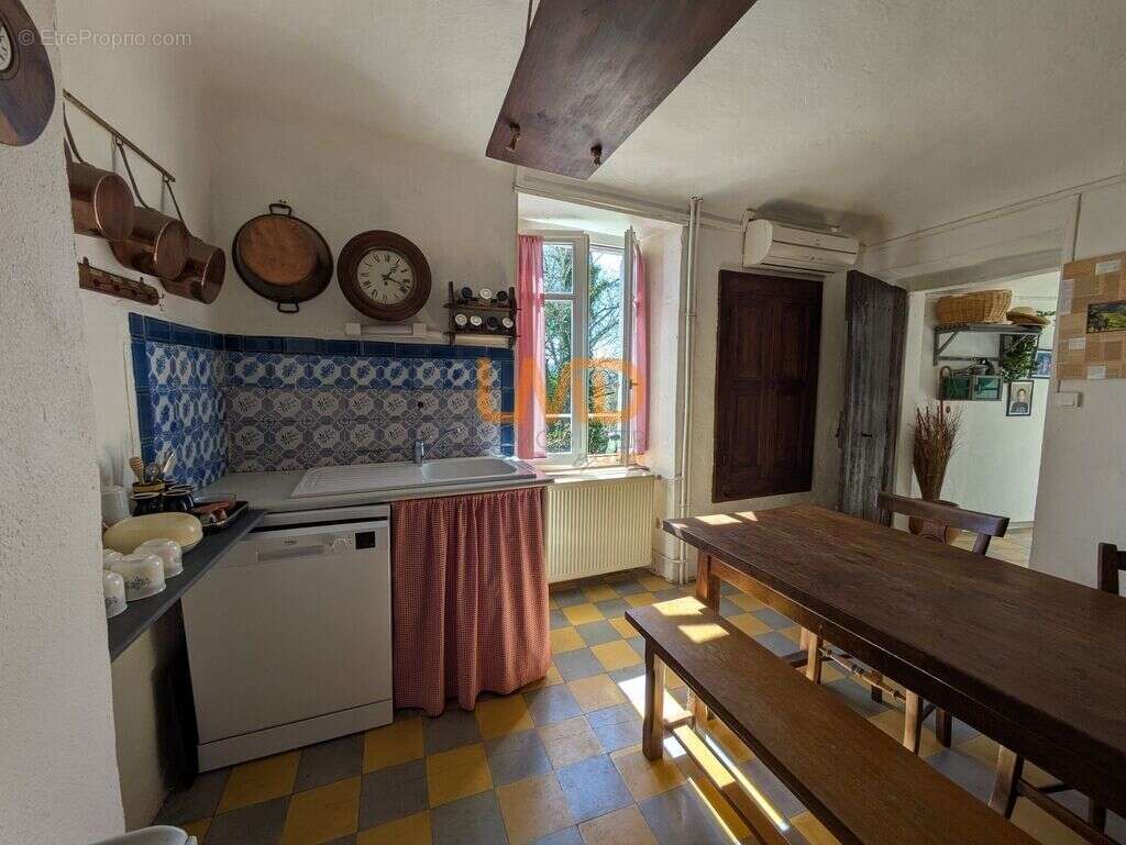 Maison à SAINT-ALBAN-AURIOLLES