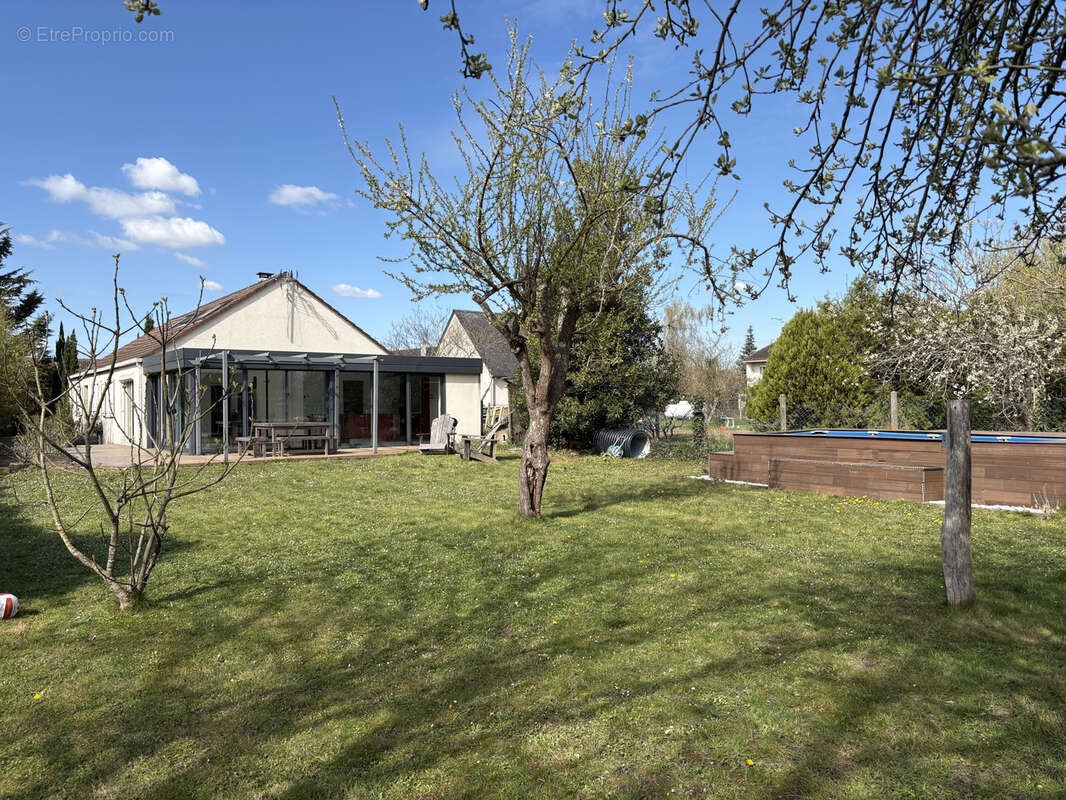 Maison à ROCHECORBON