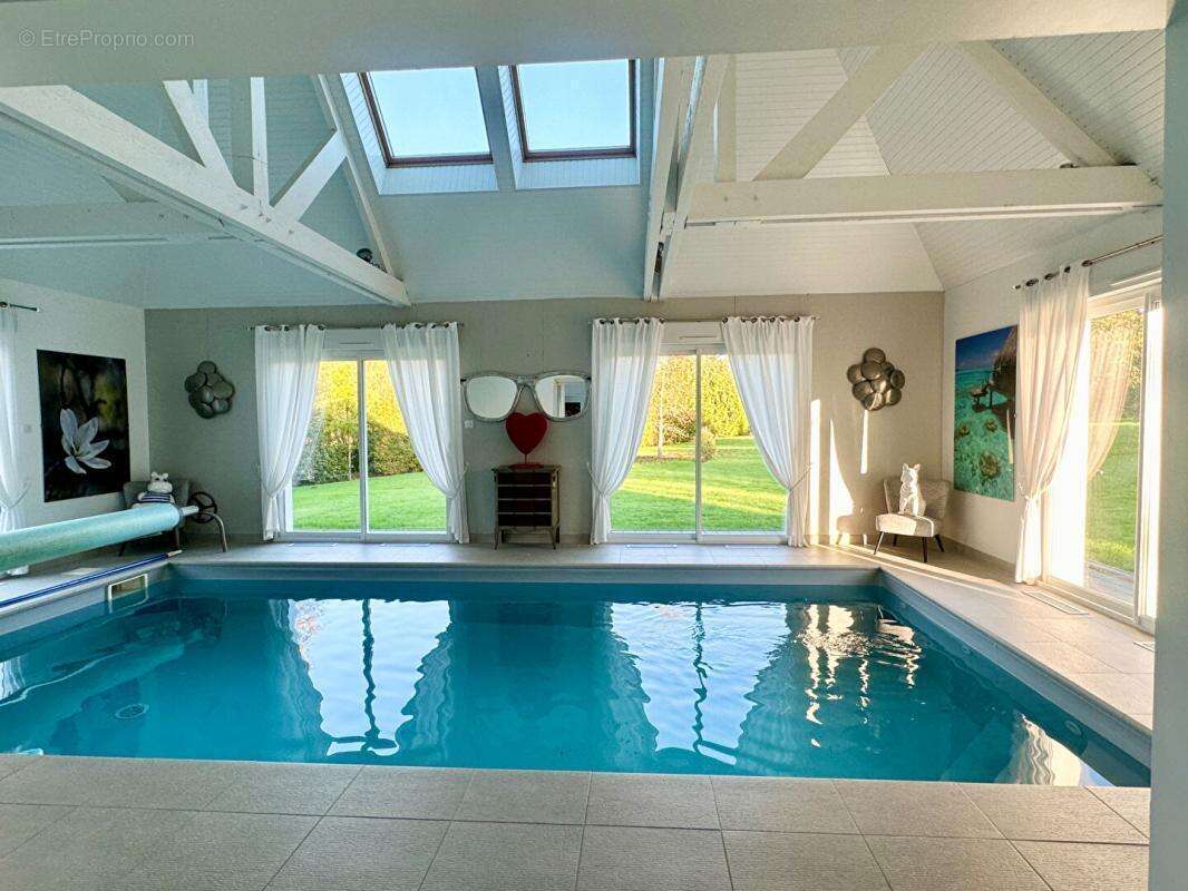 Maison à PONT-L&#039;EVEQUE