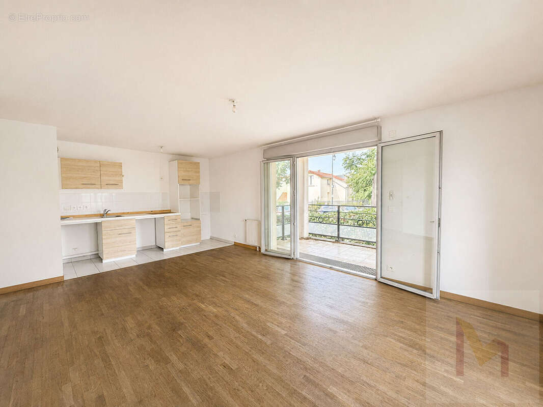 Appartement à NEUILLY-PLAISANCE