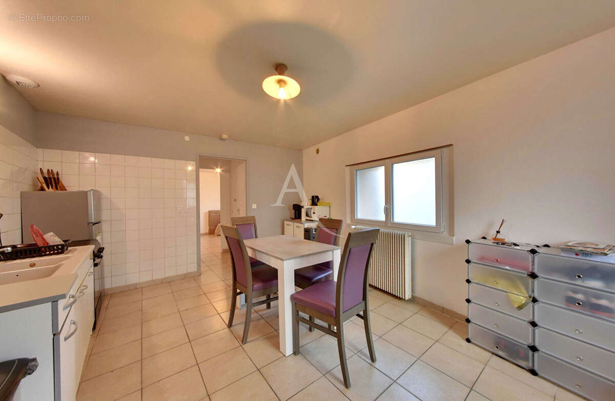 Appartement à HERY