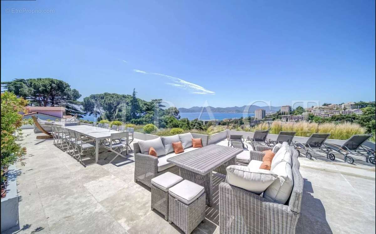 Maison à CANNES