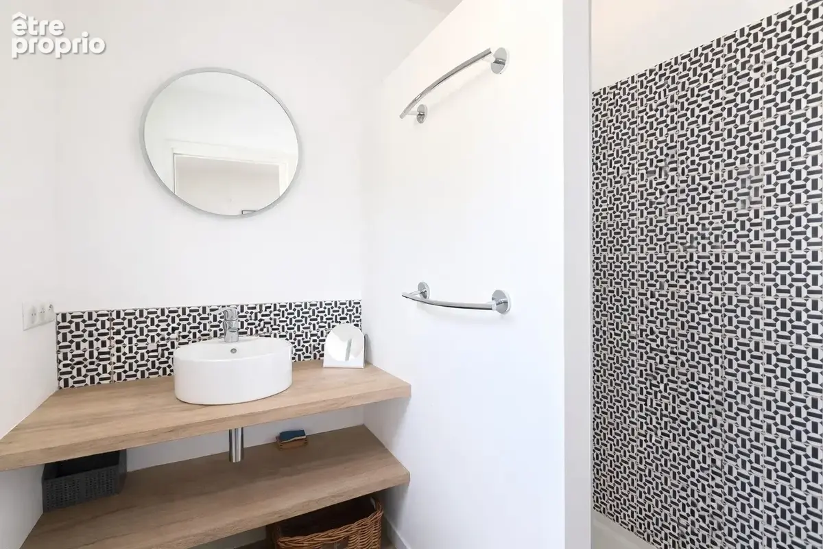 Maison de plain pied de type t6 de 125 m2 sur une parcelle de 630 m2 - photo 17