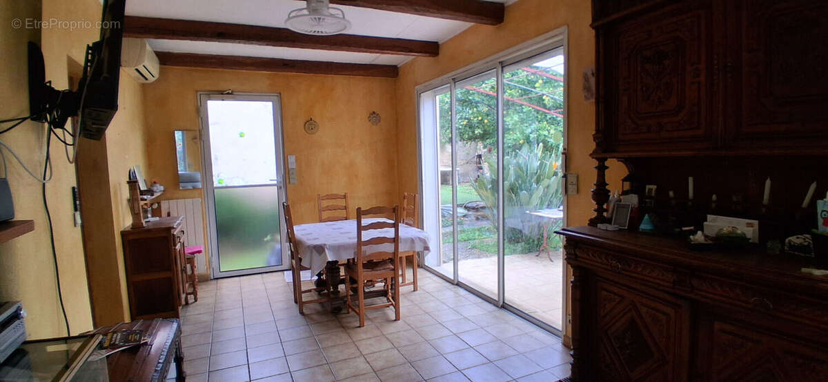 Bas de Villa T4 71 m2 Jardin et garages - photo 4