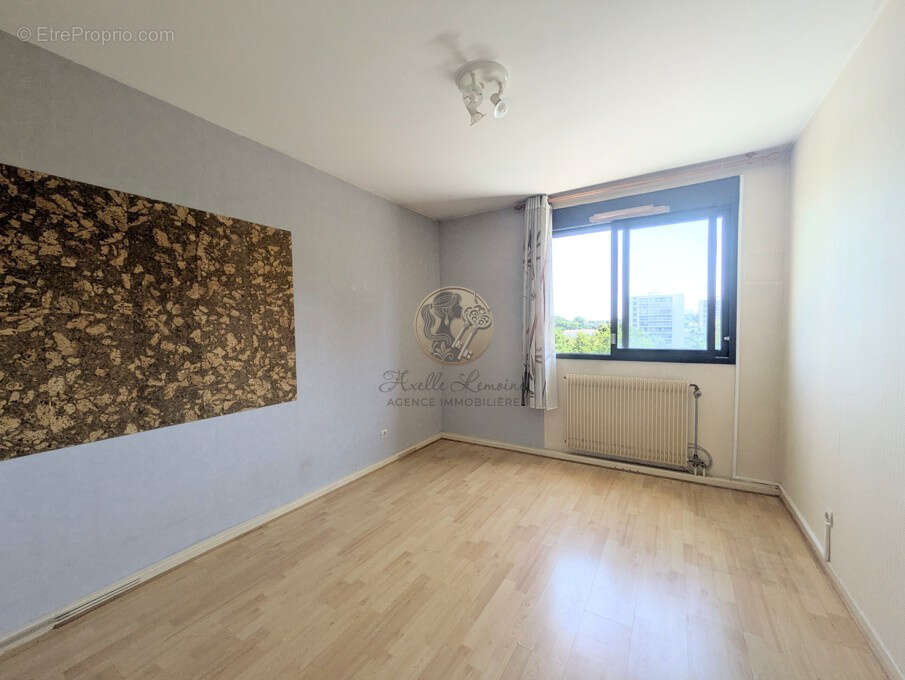 Vue dégagée sur la Saône   Beau T3 de 74 m2 avec garage dans résidence de standing - photo 9
