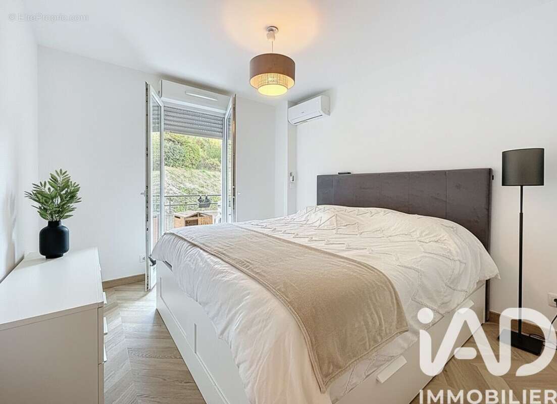 Photo 4 - Appartement à SAINT-LAURENT-DU-VAR