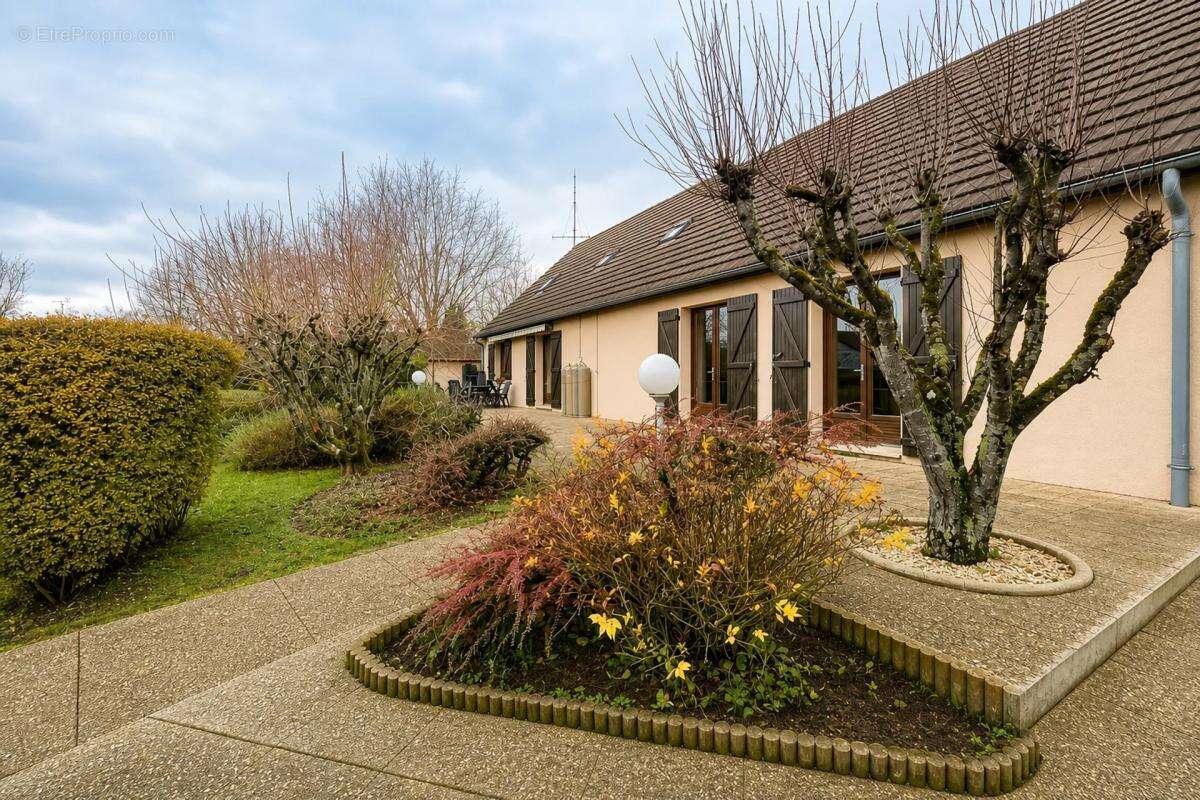 Maison à CHATILLON-COLIGNY