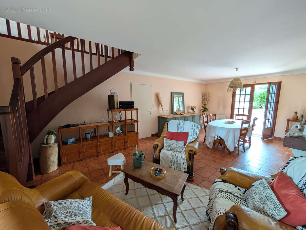 Maison à SAINT-MICHEL-CHEF-CHEF