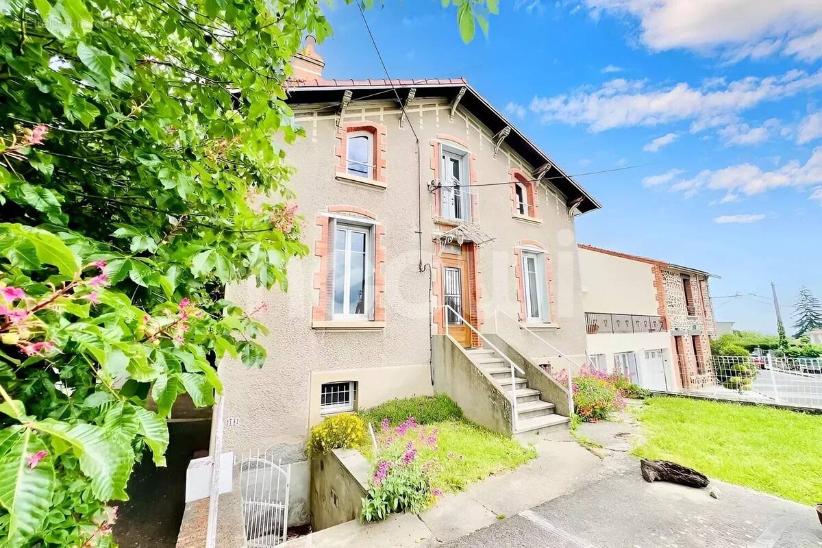 Maison à CHATELGUYON