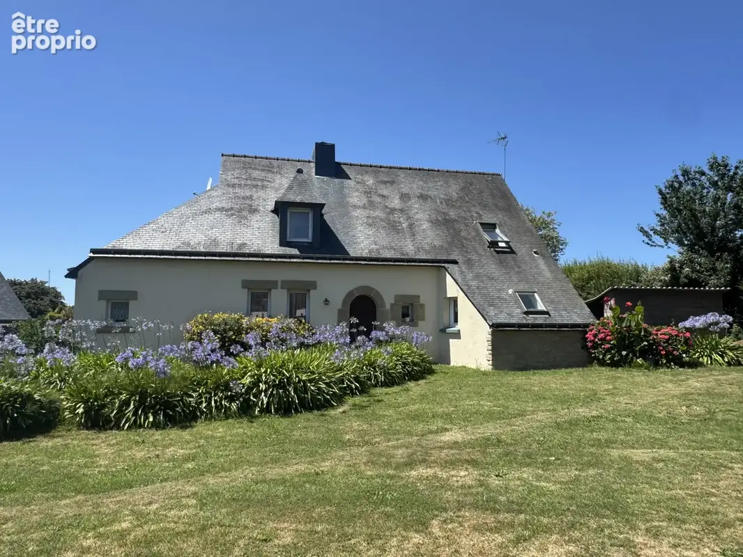Photo Maison à Ploubazlanec au prix de 384 060€