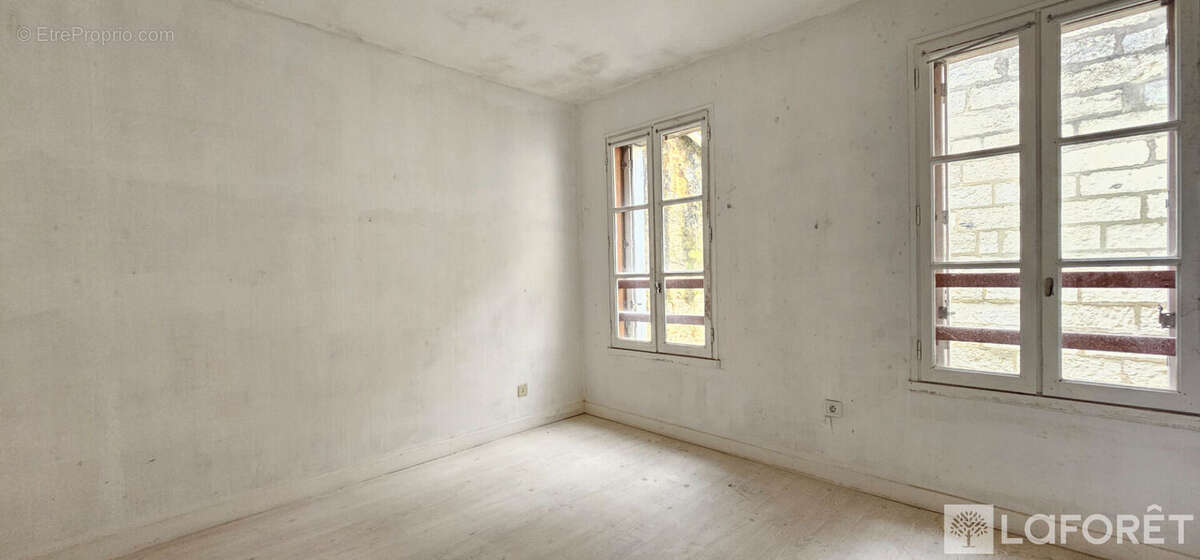 Appartement à SAINTES