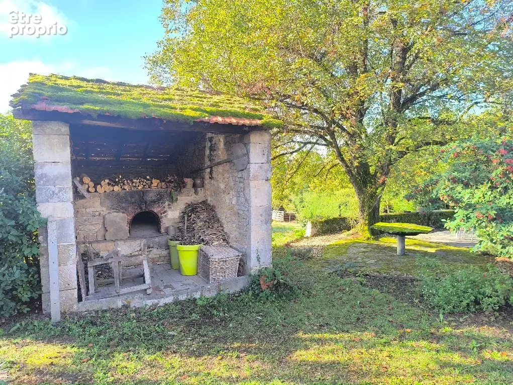 Uniquement chez nous !  maison en pierre dans un secteur agreable et recherche - photo 20