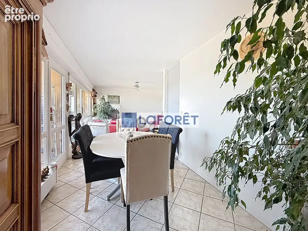 Appartement 4 pièces 83 m² à vendre à Elancourt (78990) - photo 4