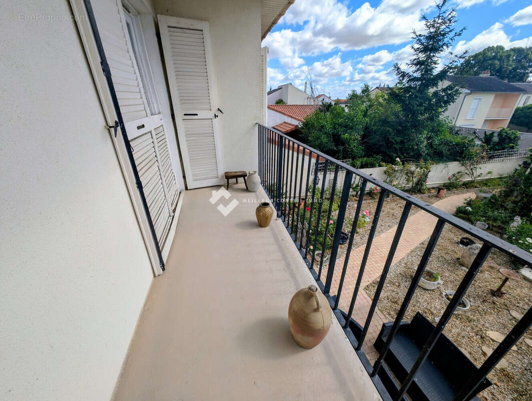 Maison 93 m² à Poitiers  - photo 6