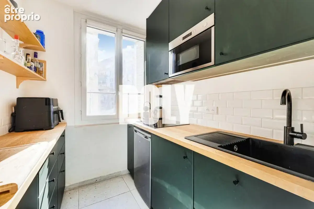 DOLY - Appartement - 50 m2, Montmartre - Paris 18e - photo 8