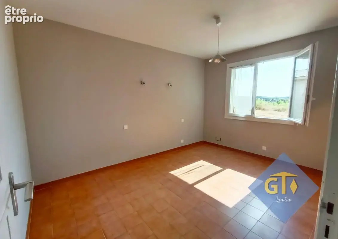 Maison avec piscine et jardin - photo 6