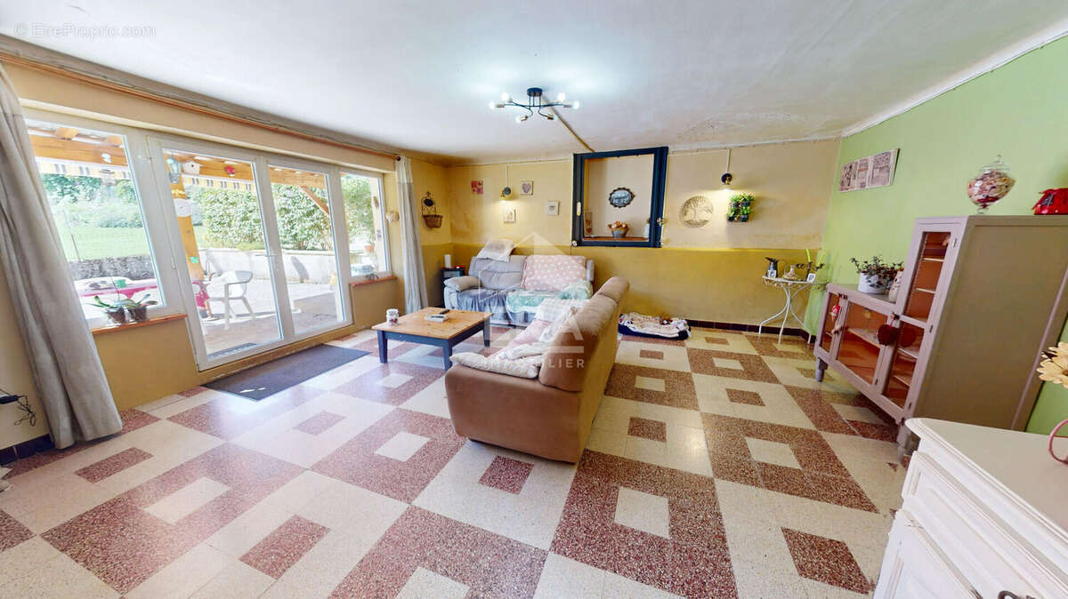 Maison à HAUTEVILLE-LOMPNES