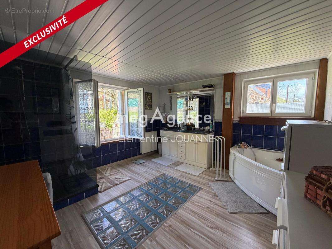 Maison à SIOUVILLE-HAGUE