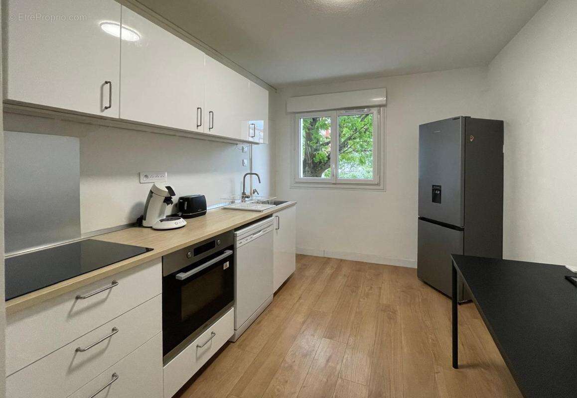 Appartement à REZE