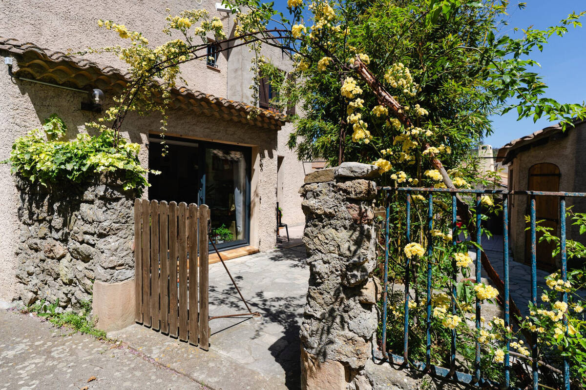 Maison à FONTJONCOUSE