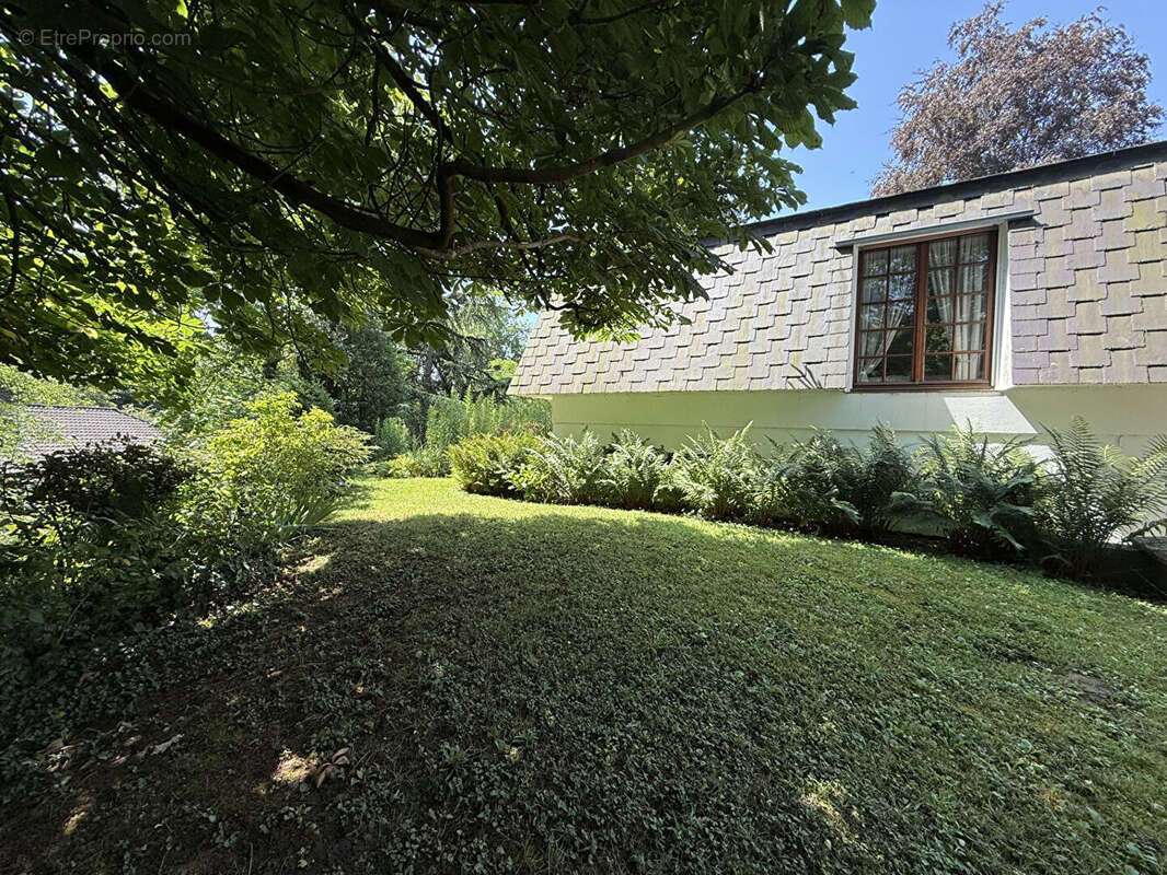 Maison à JOUY-EN-JOSAS