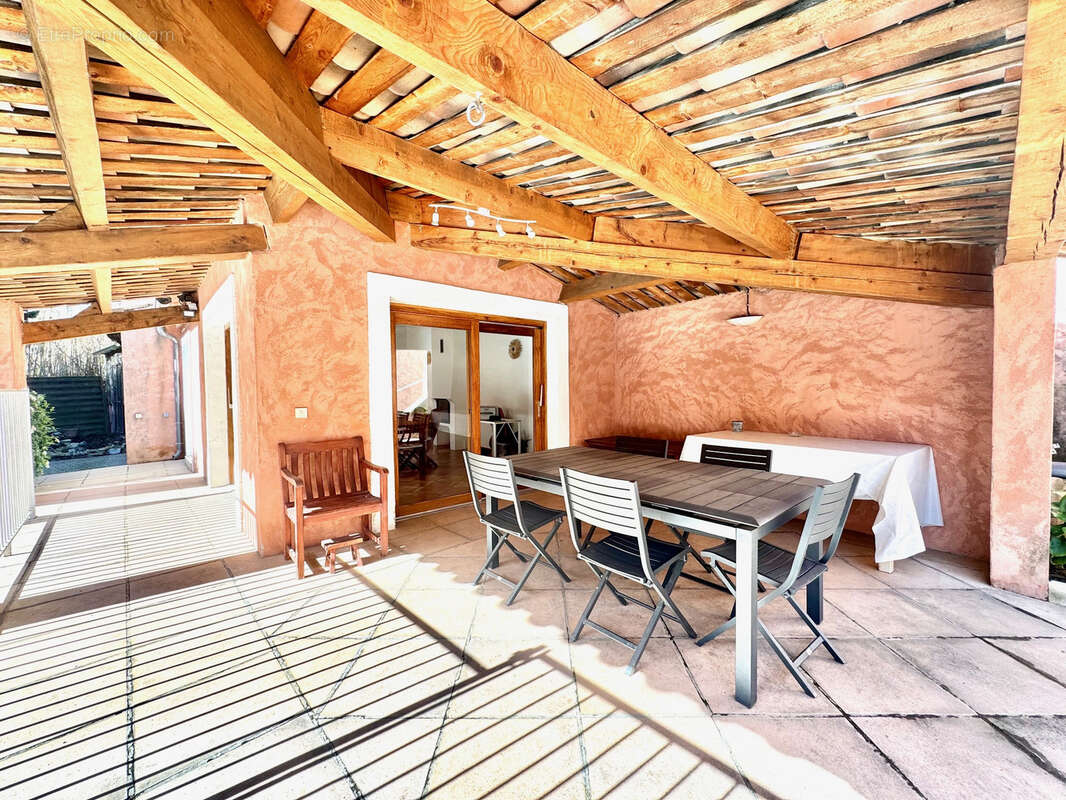 Maison à VAISON-LA-ROMAINE