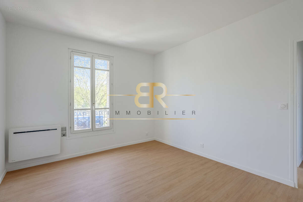 Appartement à GENNEVILLIERS