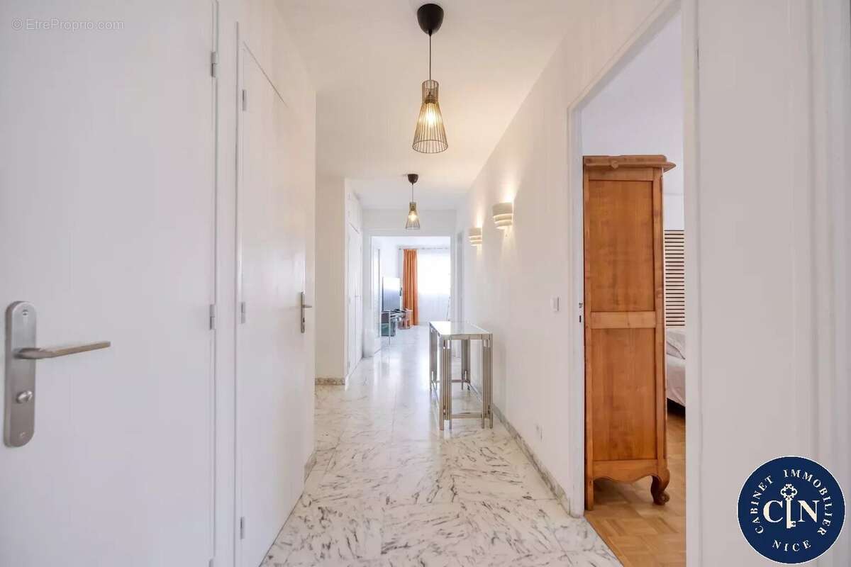 Appartement 95 m² à Nice  - photo 7