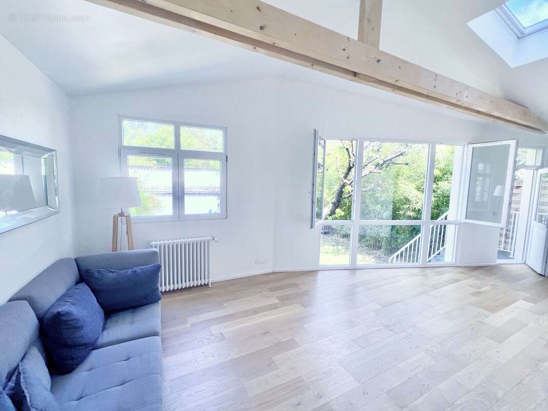 Photo 2 - Maison à VERRIERES-LE-BUISSON