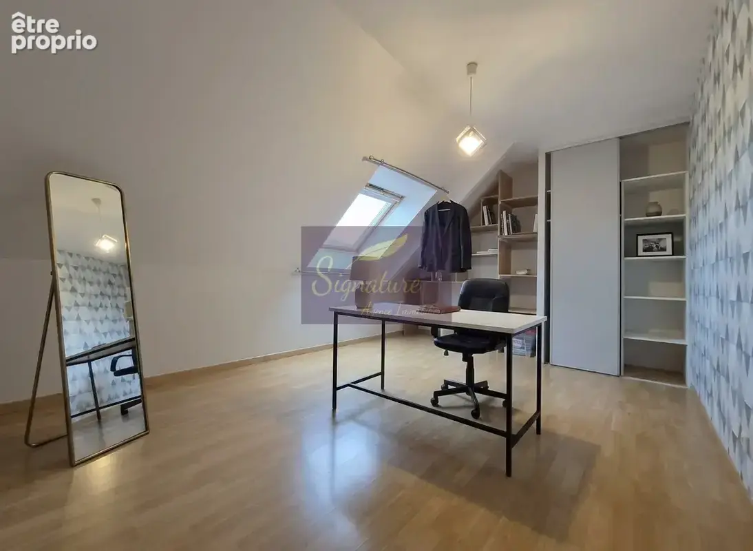 Maison avec 6 chambres 1  bureau double garage et jardin - photo 8