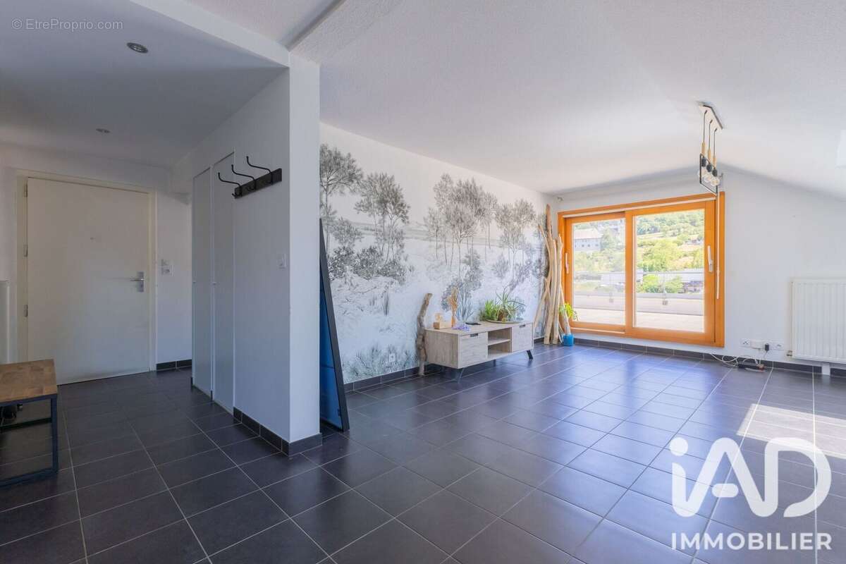 Appartement 79 m² à Saint-Jeoire-Prieure  - photo 3