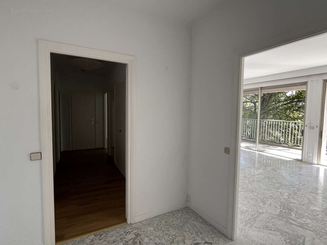 Appartement à SAINTE-FOY-LES-LYON