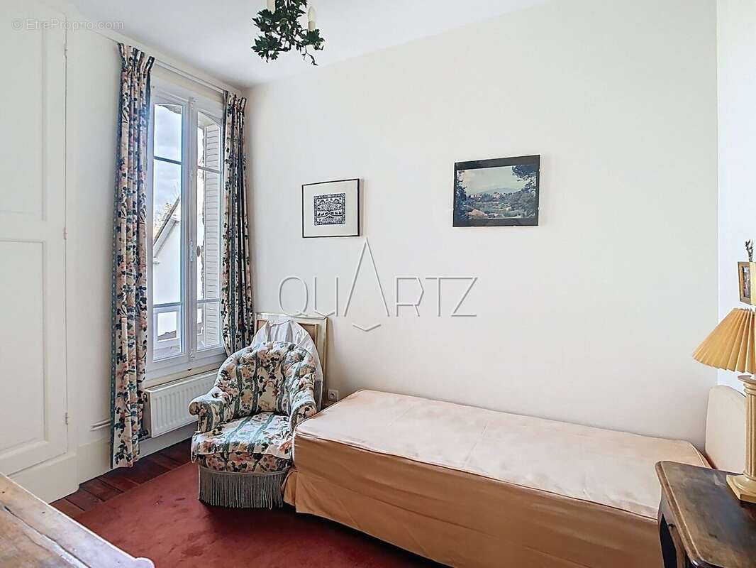 Maison à LE CHESNAY