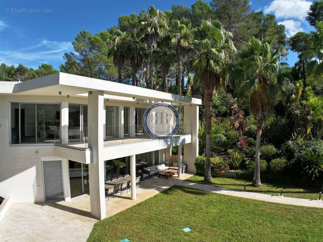 Maison à MOUGINS
