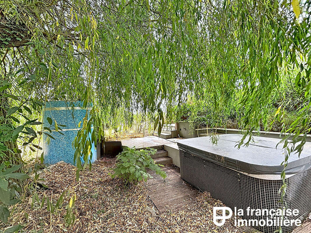 A VENDRE - L'HERMITAGE - Pavillon 144 m² hab avec 2948 m² de terrain - photo 6