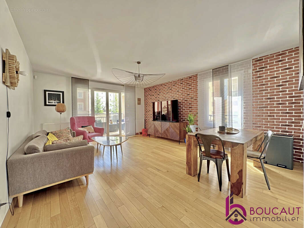 Appartement à LE PLESSIS-ROBINSON