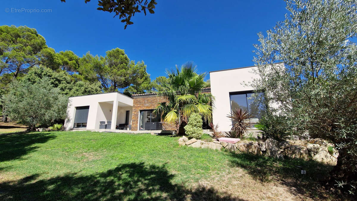 villa 122 m2 habitables sur 2362 m2 de terrain 84500 bollene - photo 6