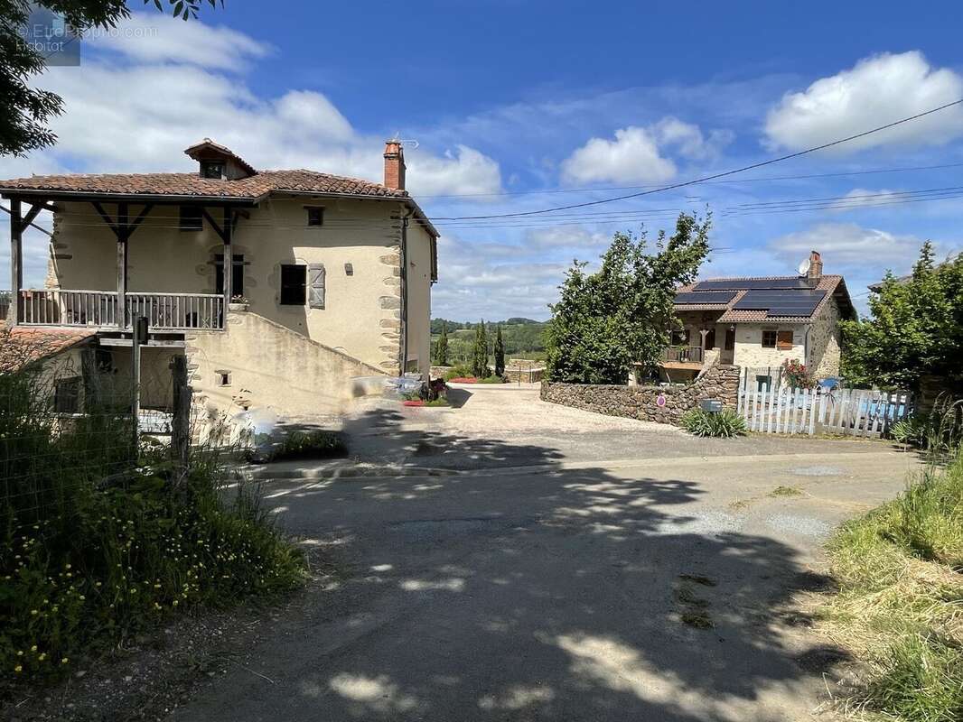 Maison à SAINT-CIRGUES