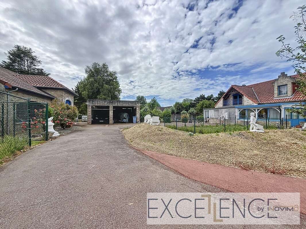 Maison 154 m² à Ghyvelde  - photo 2