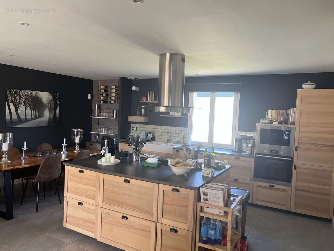 Maison 91 m² à Espalais  - photo 6
