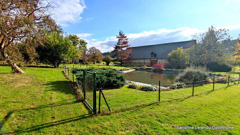 Maison à LE BEC-HELLOUIN