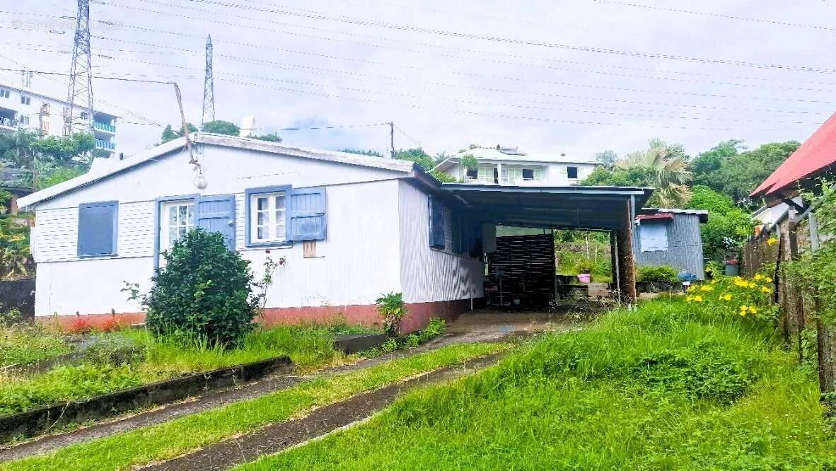 Maison à SAINT-DENIS
