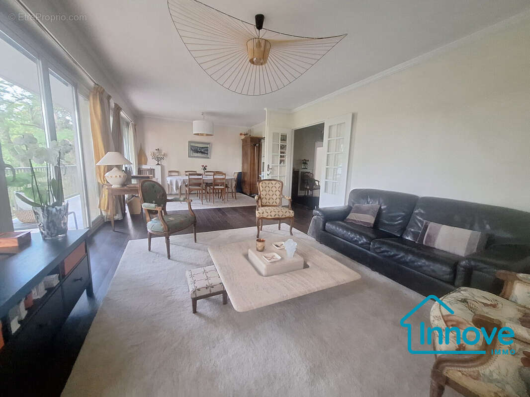 Appartement à VERSAILLES